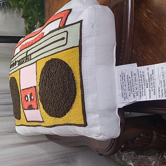 New with tags! Zadora Retro Cassette Boombox Decorative Fun Pillow 12 x 18 - Picture 3 of 3